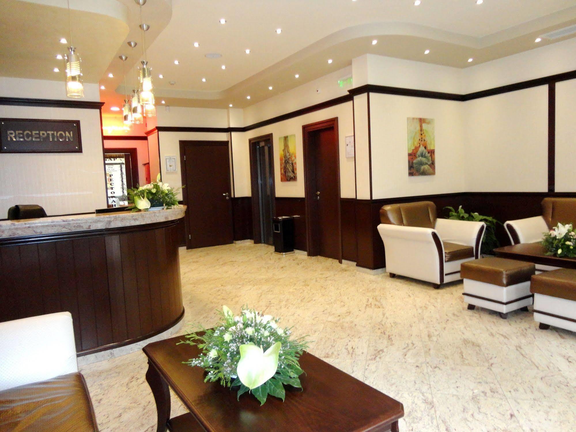 Favorit Hotel Sofia Luaran gambar