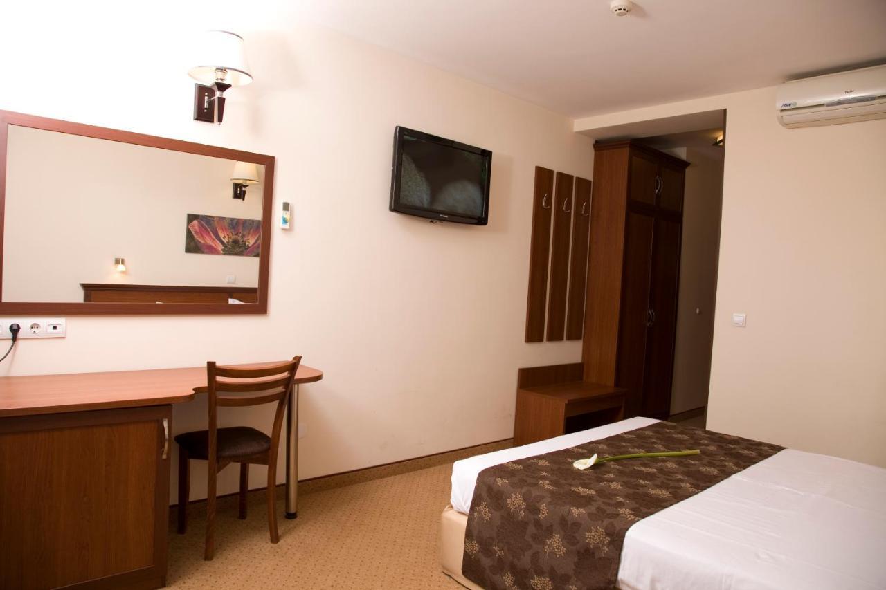 Favorit Hotel Sofia Luaran gambar